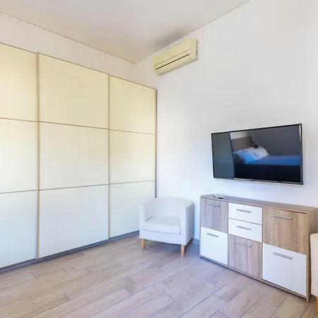 Beverello Apartment-2